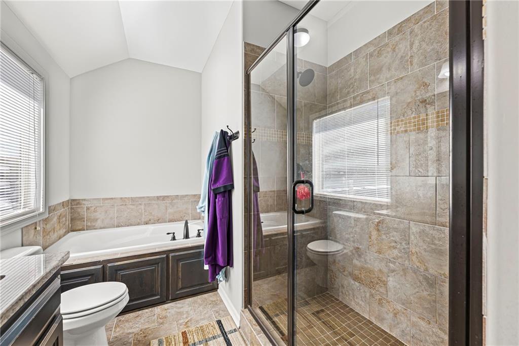 6720 N Cypress Avenue