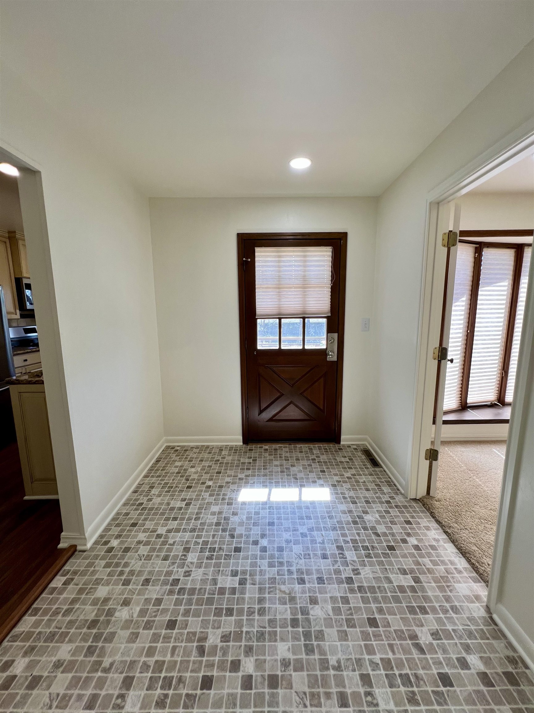 607 N 9th
