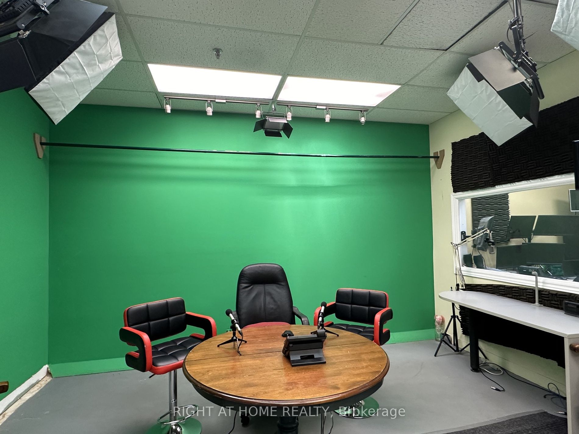 165 East Beaver Creek Rd 7