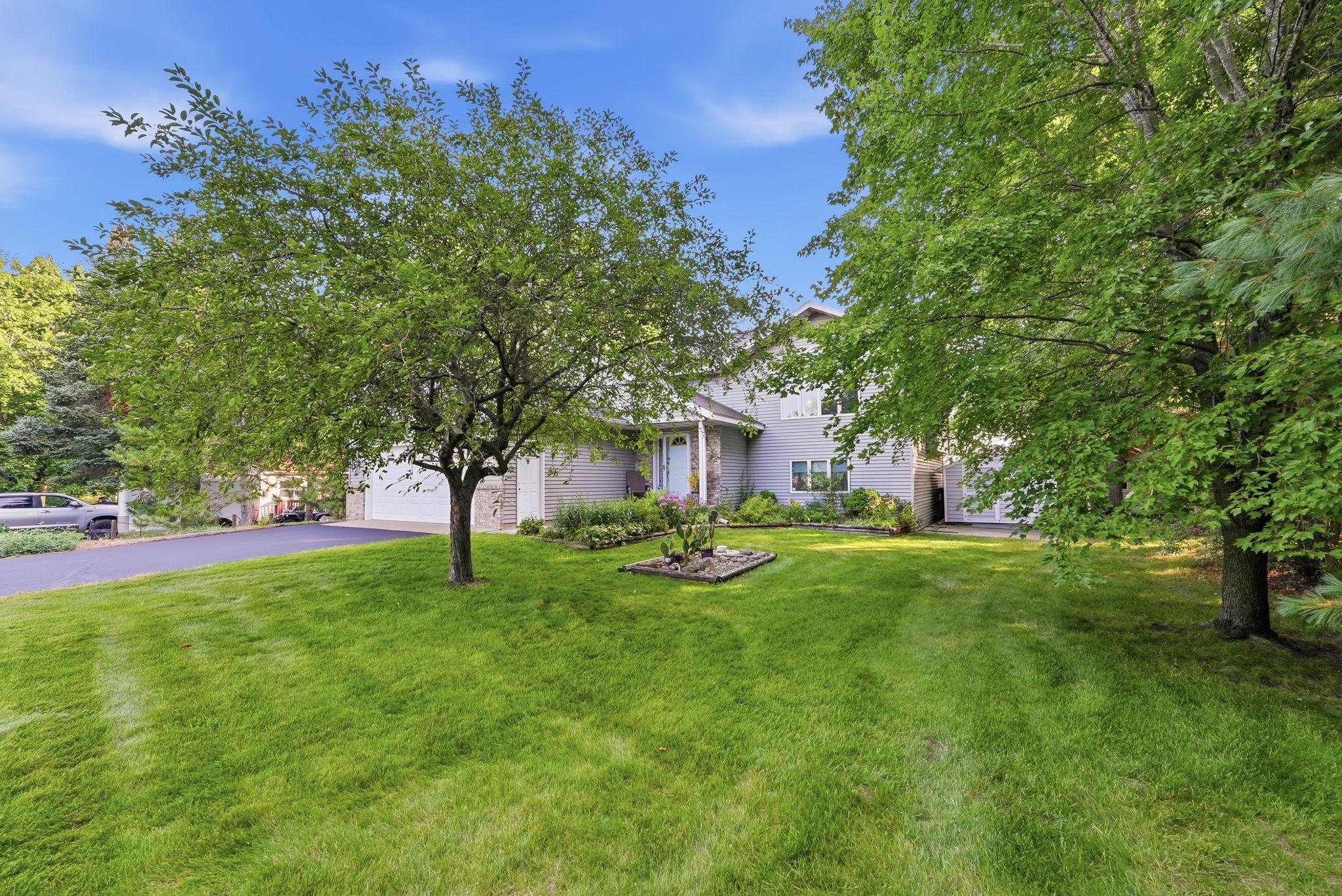 9900 W Lake Court