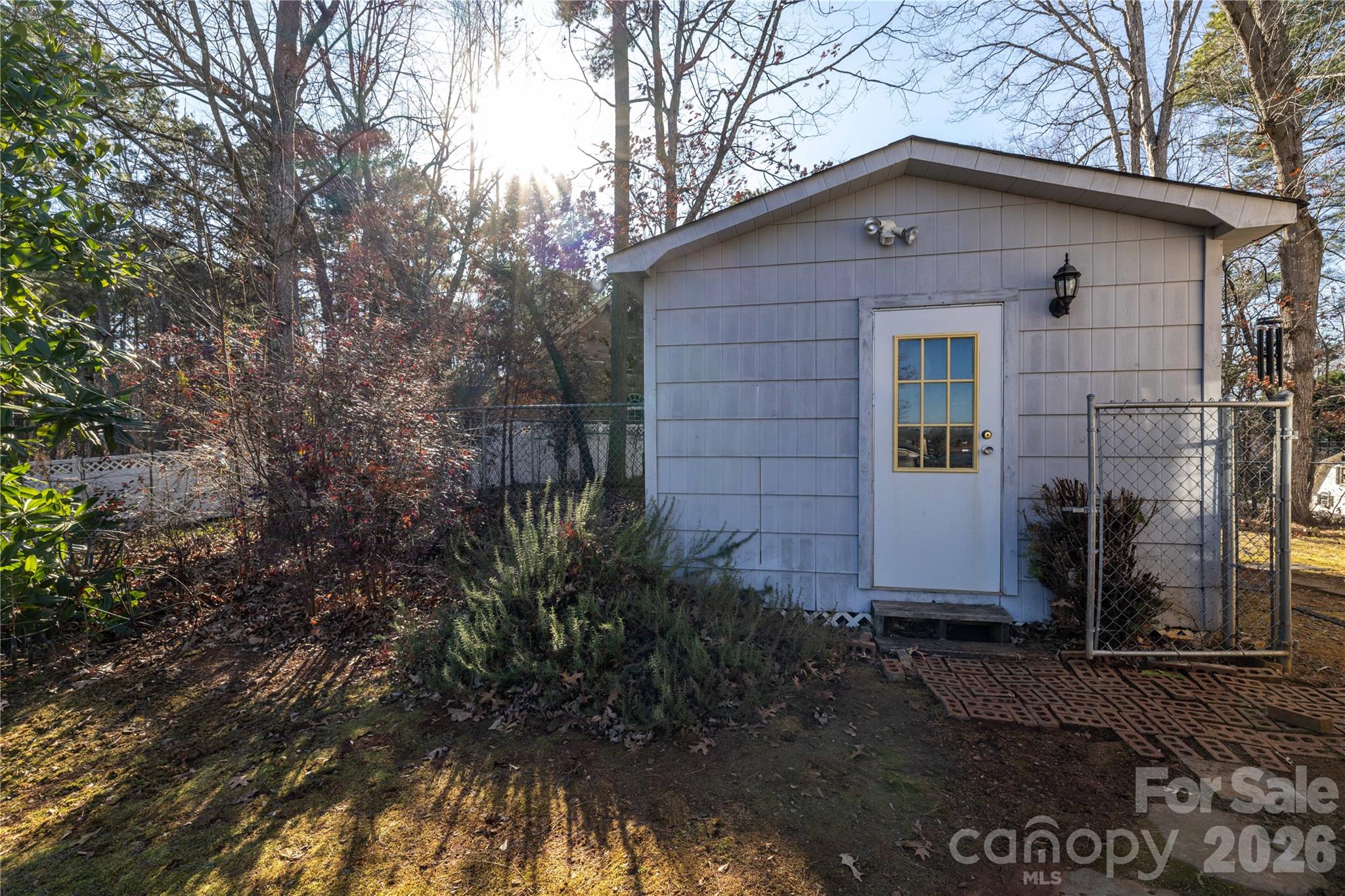 10806 Willow Oak Road
