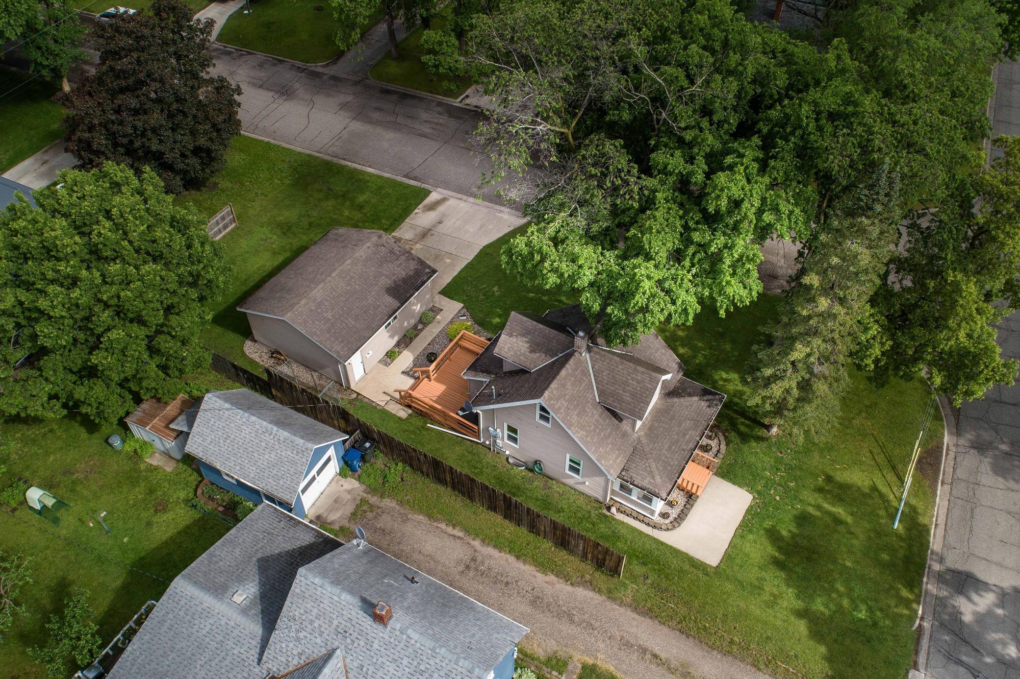 1121 N Cleveland Avenue