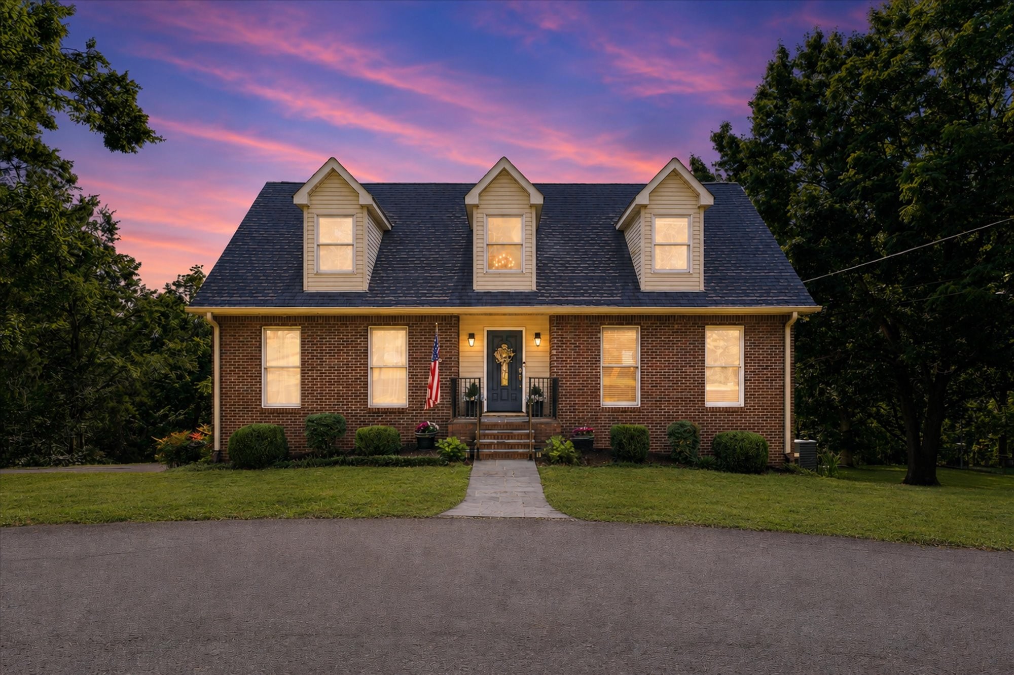 812 Fonnic Dr