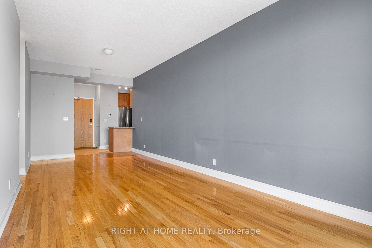 1900 W Lake Shore Blvd 1409