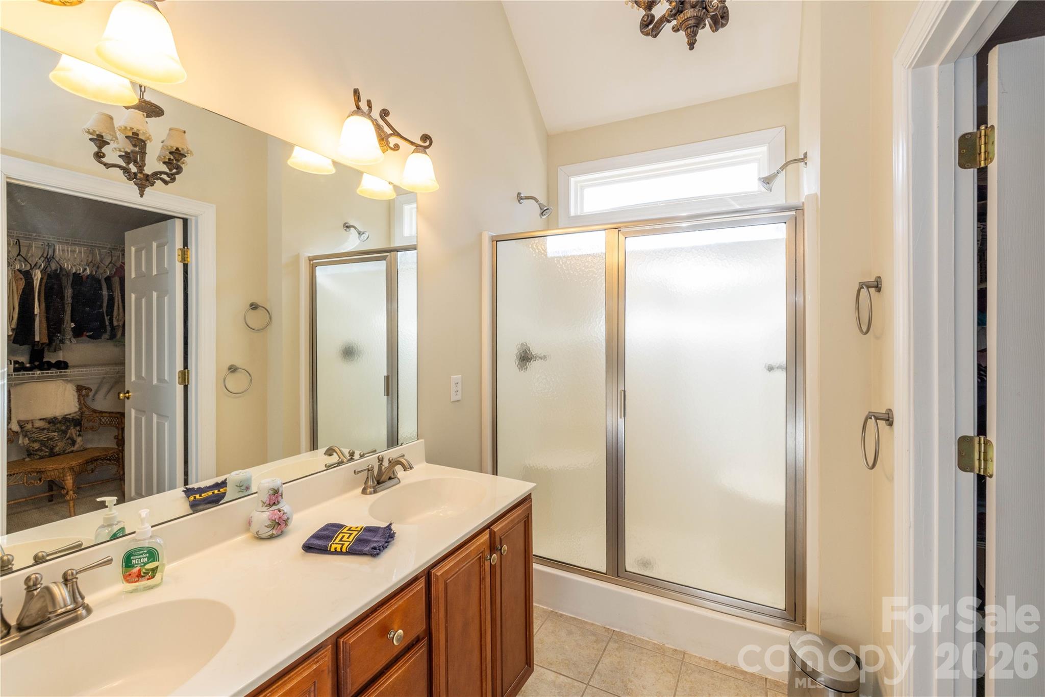 10806 Willow Oak Road
