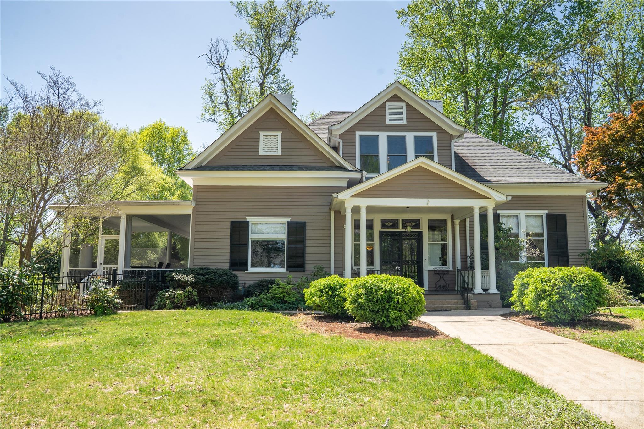 447 N Washington Street