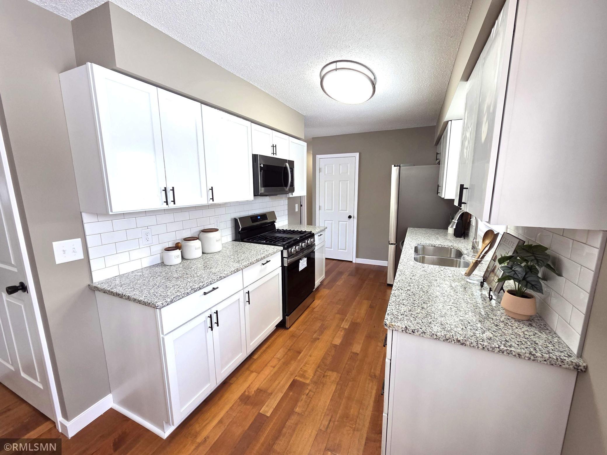 11209 Independence Avenue N