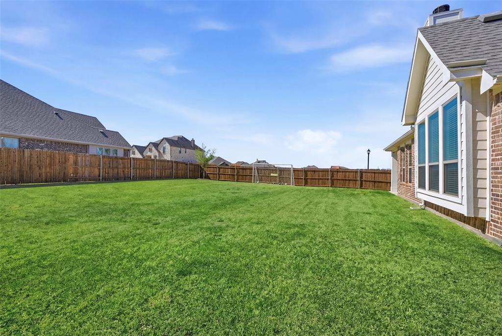 2708 W Cascade Drive