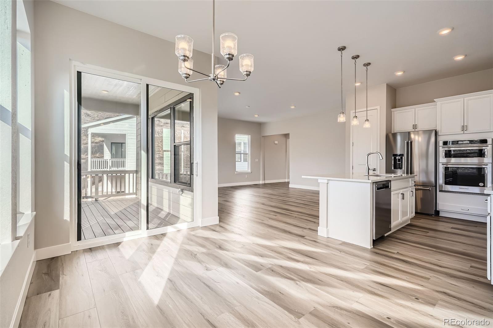 1807 Grayside Circle