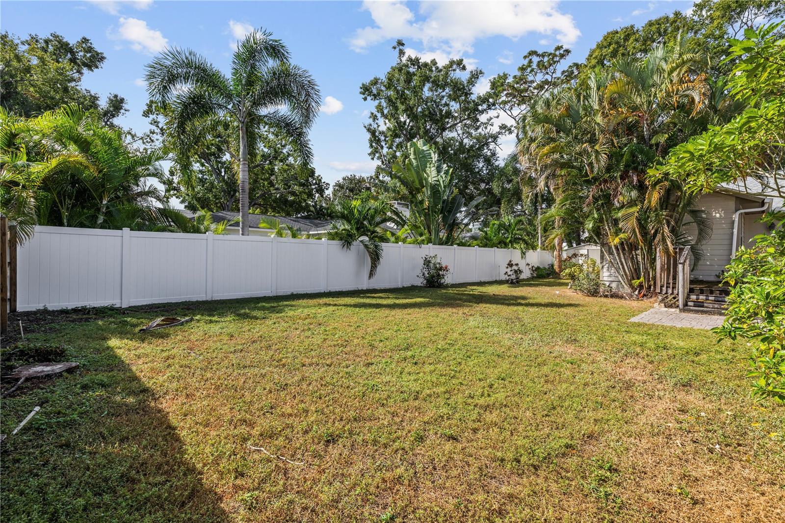 3808 W Granada Street