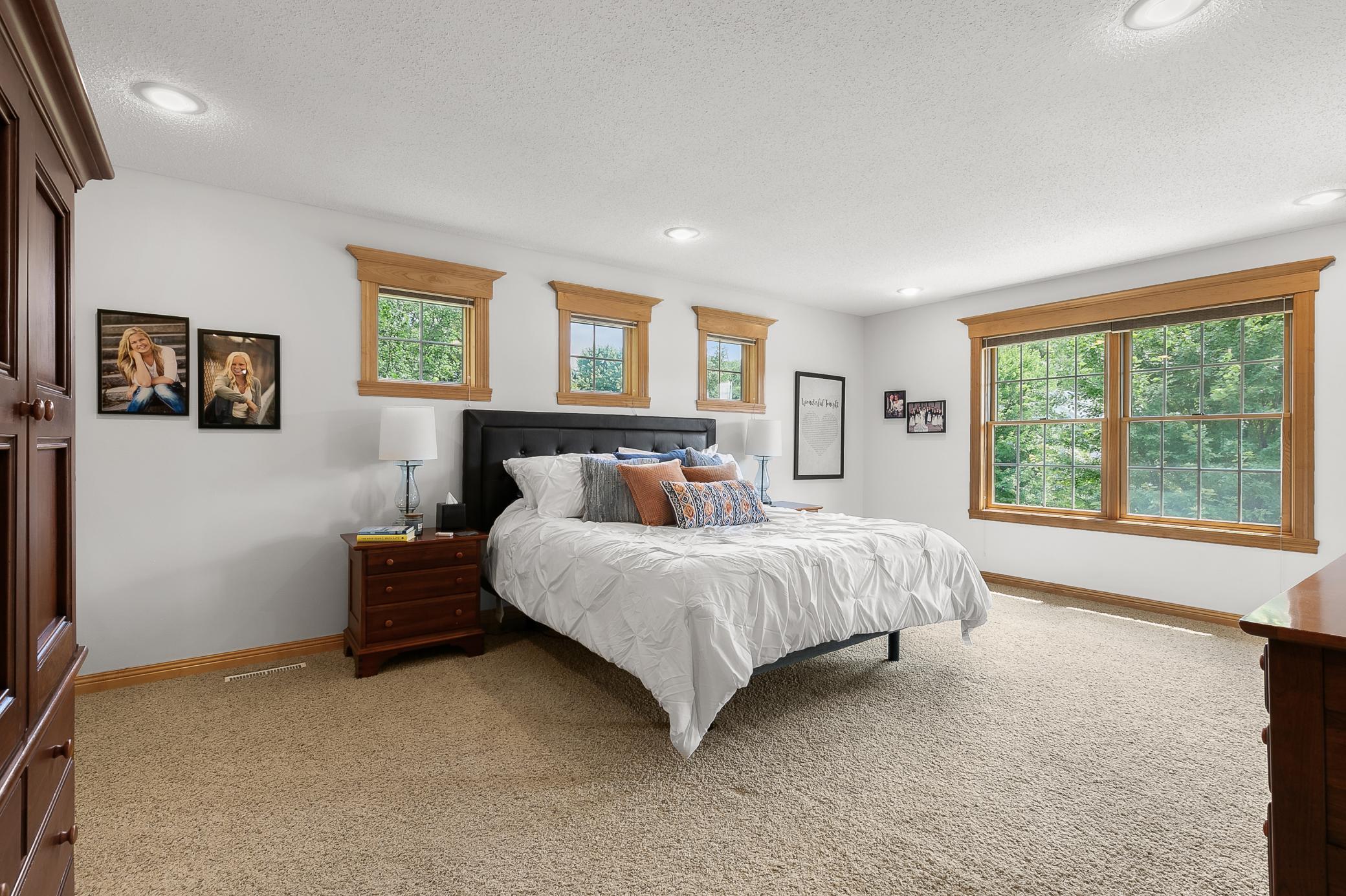 1301 Pondview Lane