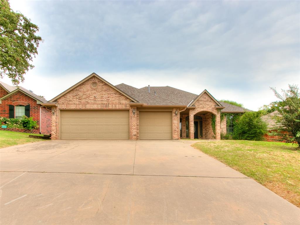 OPEN HOUSE THIS SUNDAY (2-4).
LOCATION, LOCATION, LOCATION!
Welcome to one of Edmond’s most established neighborhoods—known for its good public schools, mature charm, and prime location. Just minutes from top-rated dining, shopping, and I-35, this home makes your daily commute a breeze.
Step inside this bright and spacious 3-bedroom, 2.5-bath home featuring tall ceilings, abundant natural light, and a dedicated home office—perfect for remote work or study. Designed for both comfort and functionality, the open-concept layout features a generous kitchen with a cozy breakfast nook that seamlessly flows into the main living and dining areas—ideal for everyday living and entertaining.
Enjoy this split-bedroom floor plan. The spacious primary suite is located on one side, while the two secondary bedrooms are situated on the opposite side, providing you and your family with some privacy.
Move-in ready with recently installed carpet throughout. Step outside to a nearly quarter-acre fenced backyard complete with a fire pit, a large, covered patio for gatherings, and direct access to the city park via neighborhood walking trails.
A rare find in a prime Edmond location—schedule your showing today!