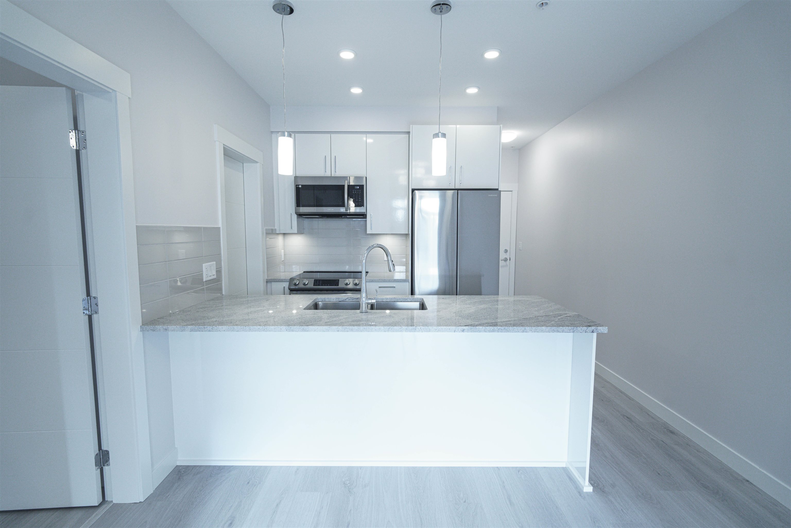 32690 14th Avenue 225