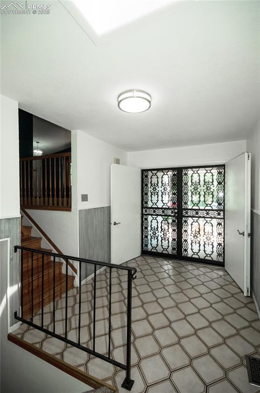 3620 E Cresta Loma Circle