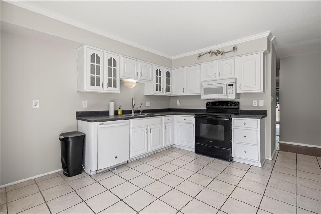 8149 Monrovia Street