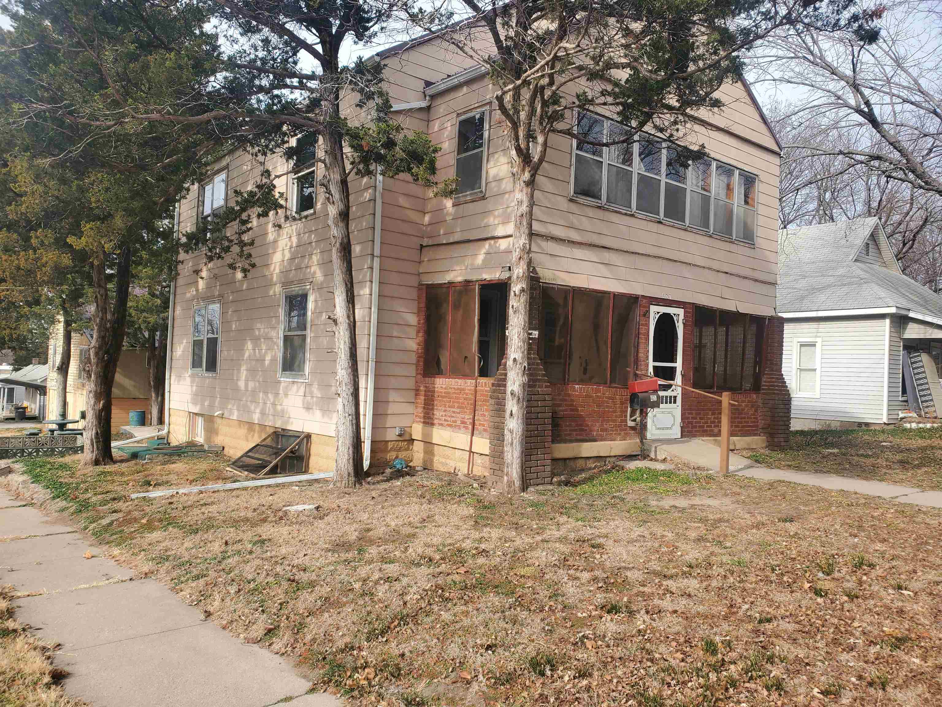 427 S 2nd