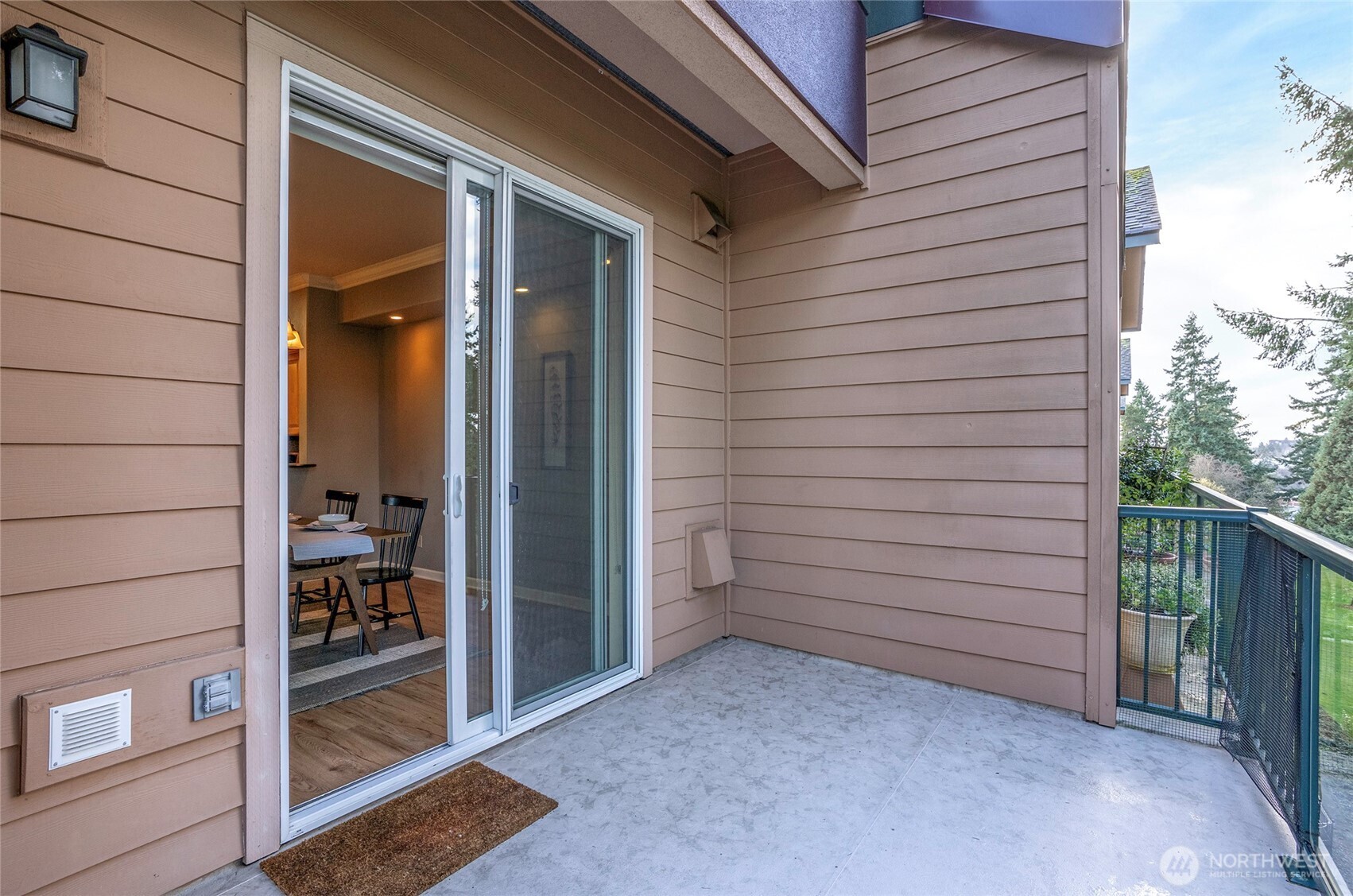 2440 S Steele Street 311