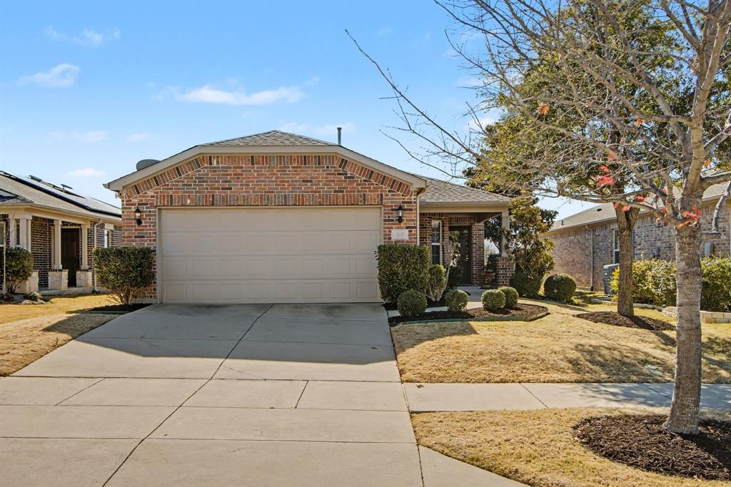 207 Mariposa, Lane Frisco, TX