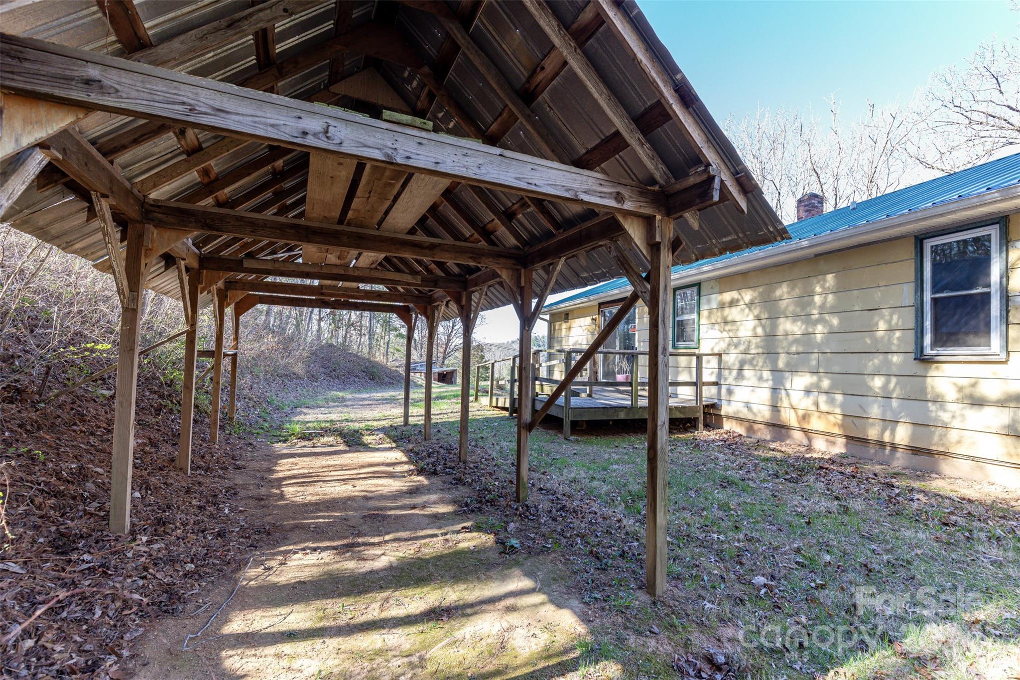 30 Guthrie Lane
