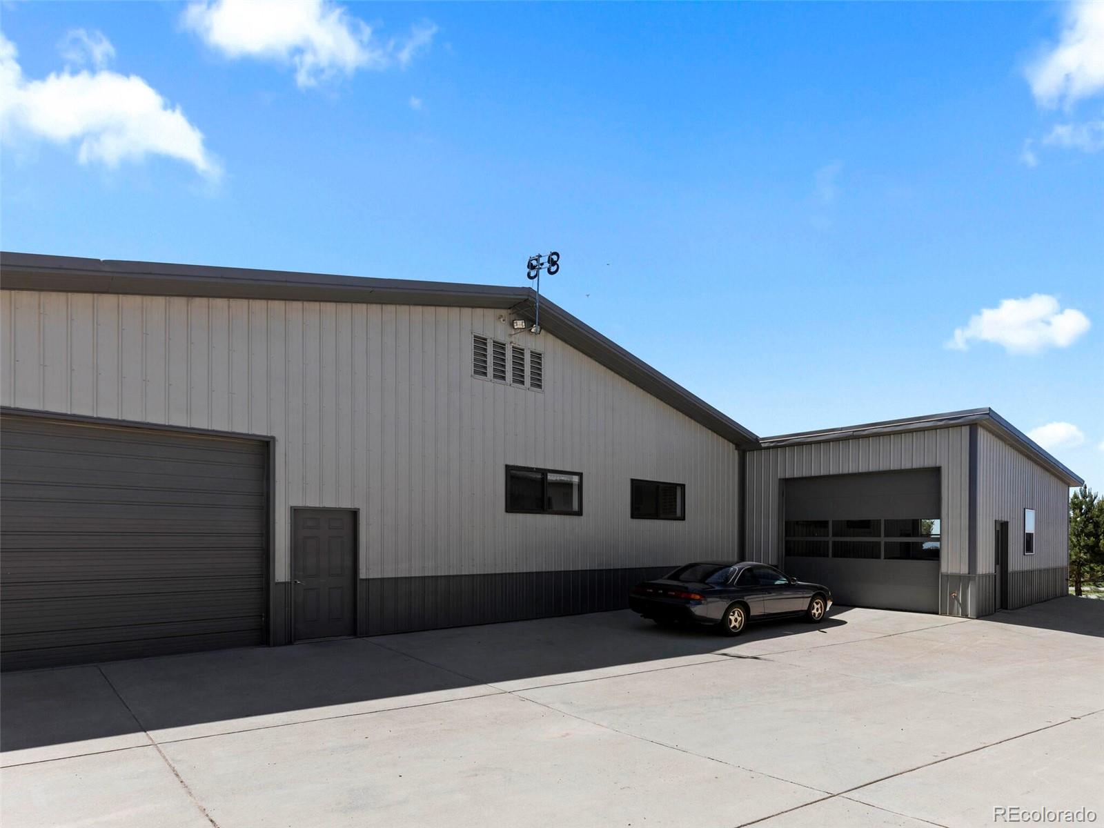 1751 W Wolfensberger Road