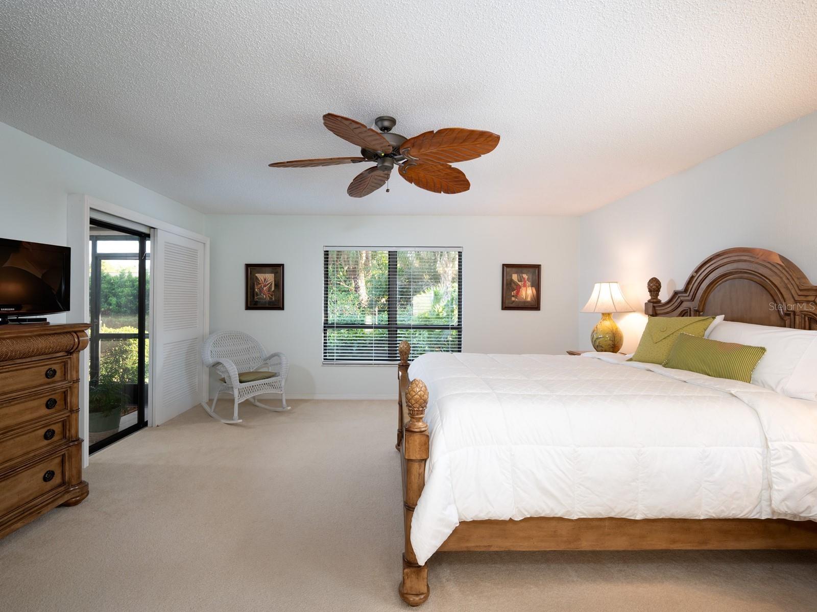 3922 Wilshire Circle 177
