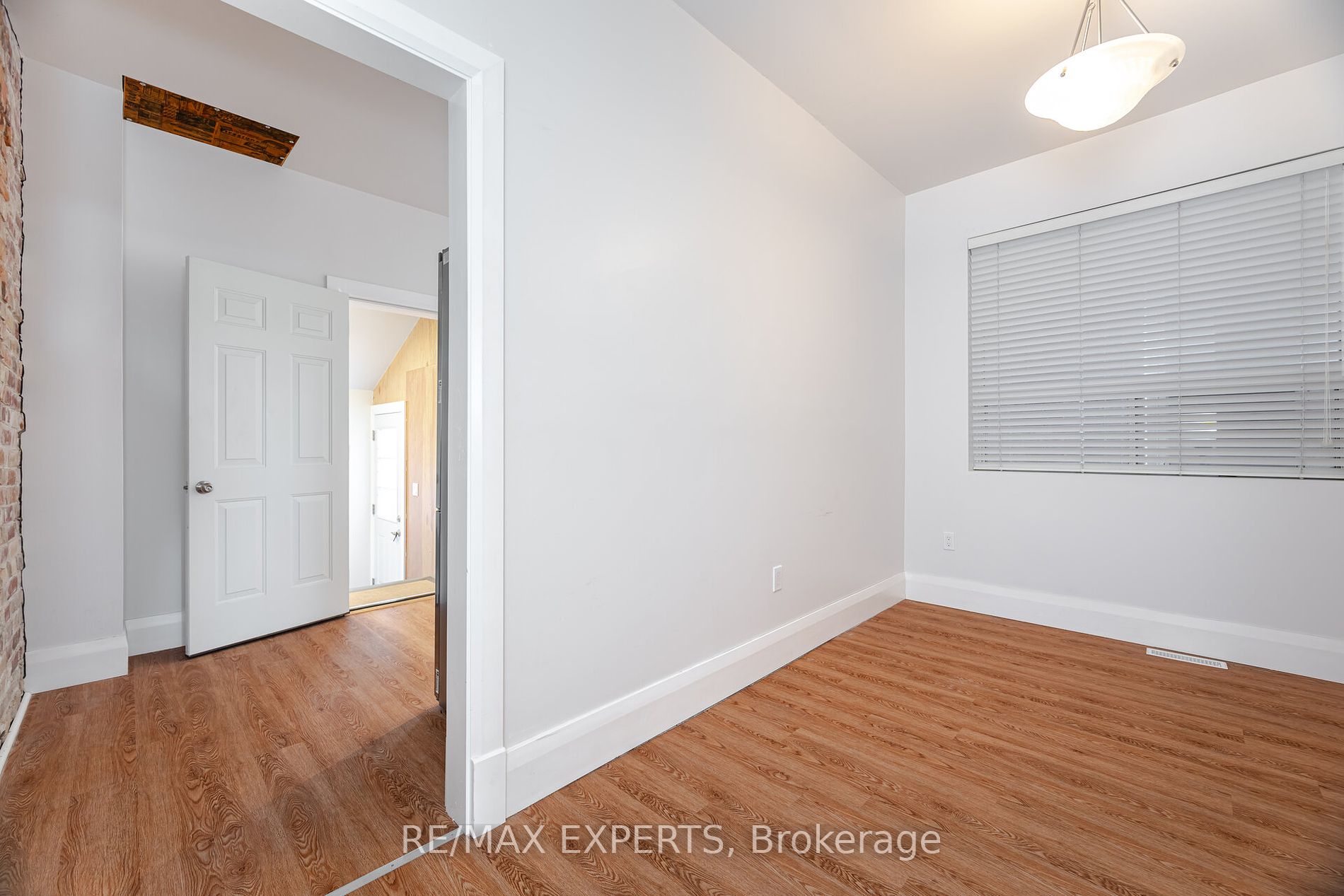 289 Old Weston Rd