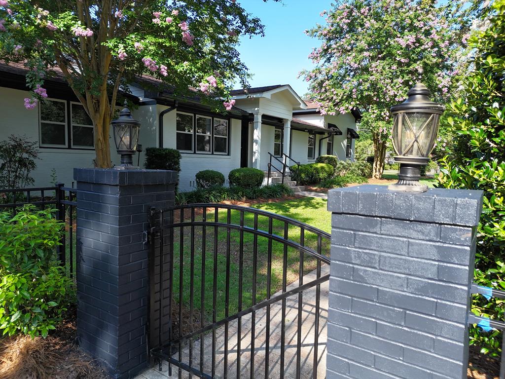 Beautiful home located in the heart of Thomasville Ga, on the corner of Junius and Gordon Ave. 1 block from Archbold Memorial Hospital. 4 bedrooms, 3 Full baths and 2 half baths. Large kitchen with hard surface countertops, center island has a prep sink, stainless appliances and breakfast area with lots of storage. Master suite has a gas fireplace and a coffee station, large master bath, with soaking tub and double shower, double vanities, a bidet and custom master closet. Full apartment above the garage with kitchenette, living room and balcony. 3 car garage with shop and lots of storage space. Mud room and laundry room are just some other features of this home. Occupied but easy to show. Call your favorite agent TODAY for a closer look. Click here for virtual tour: https://my.matterport.com/show/?m=bKNHn4Qdk2P&mls=1