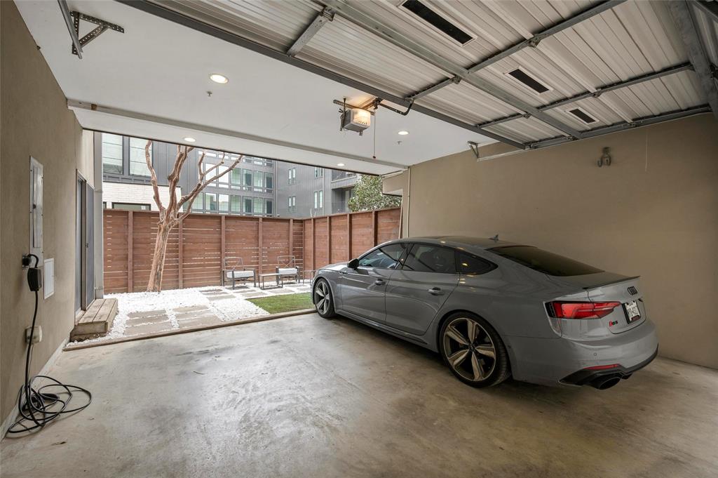 5205 Capitol Avenue 9