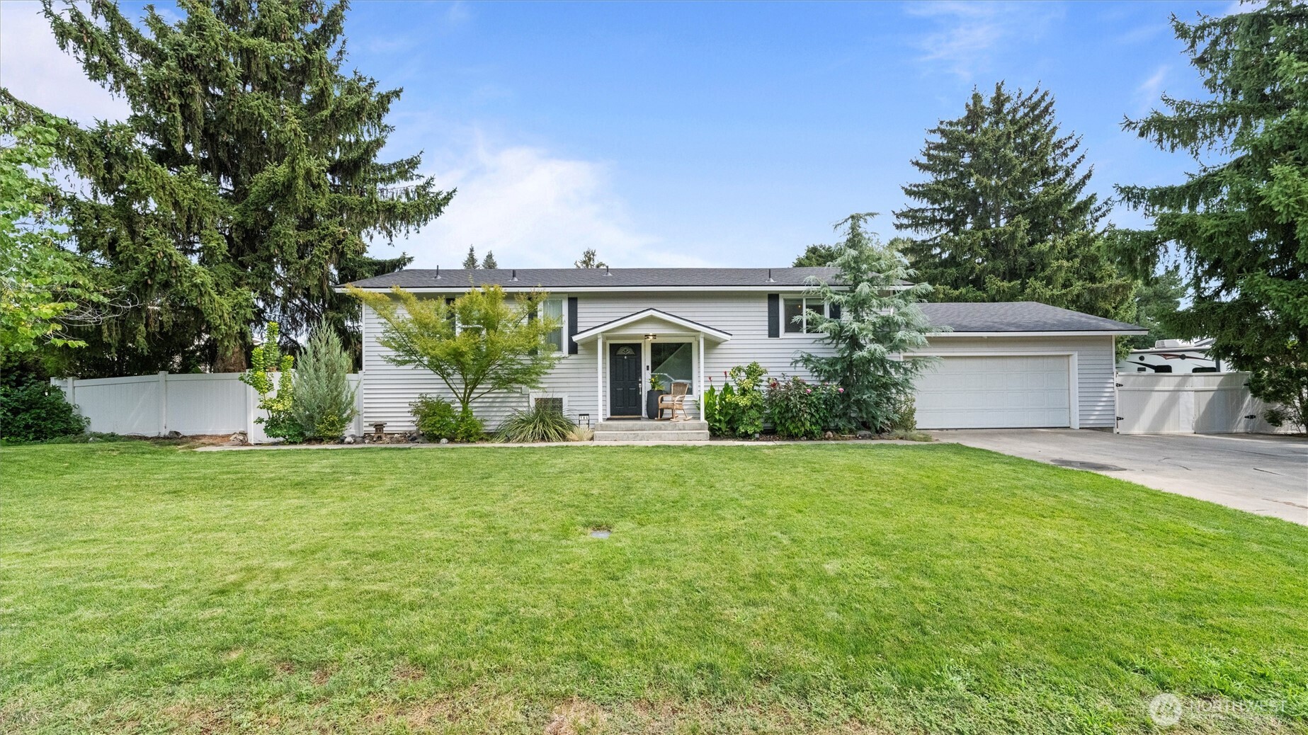164 Hills West Way