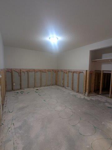 920 Oakcrest Drive