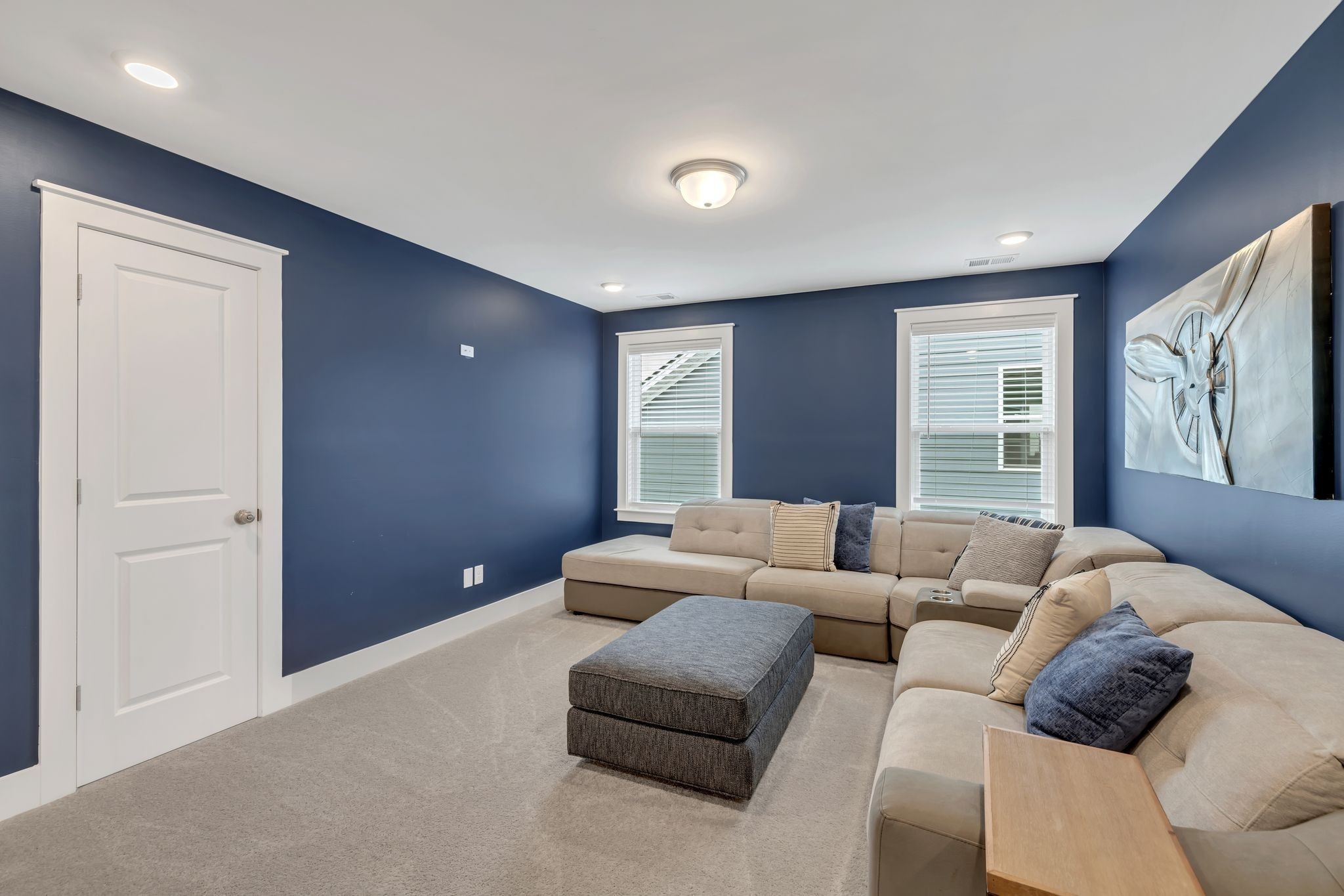 262 Cornice Dr