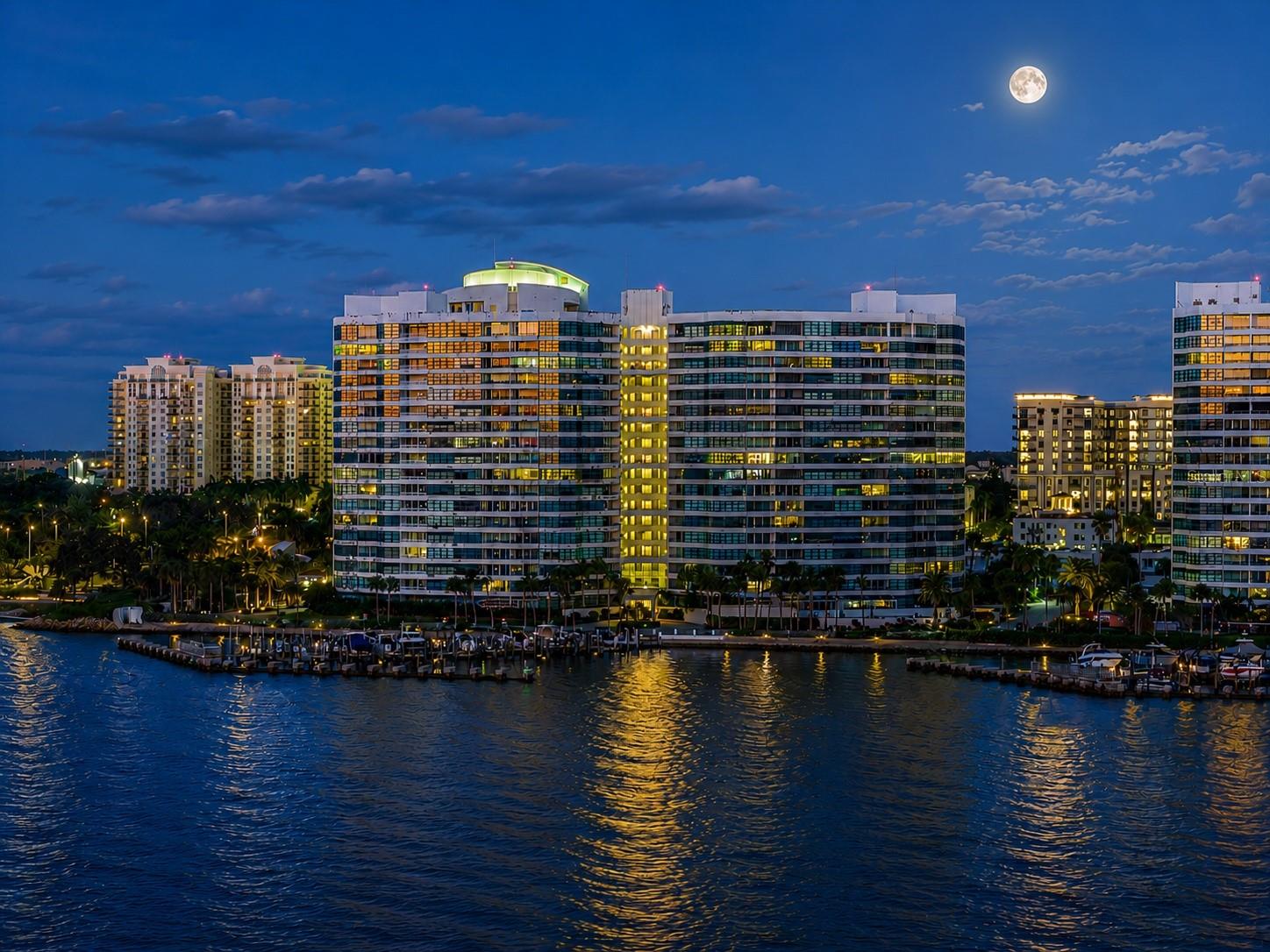 988 Blvd Of The Arts, Sarasota, FL