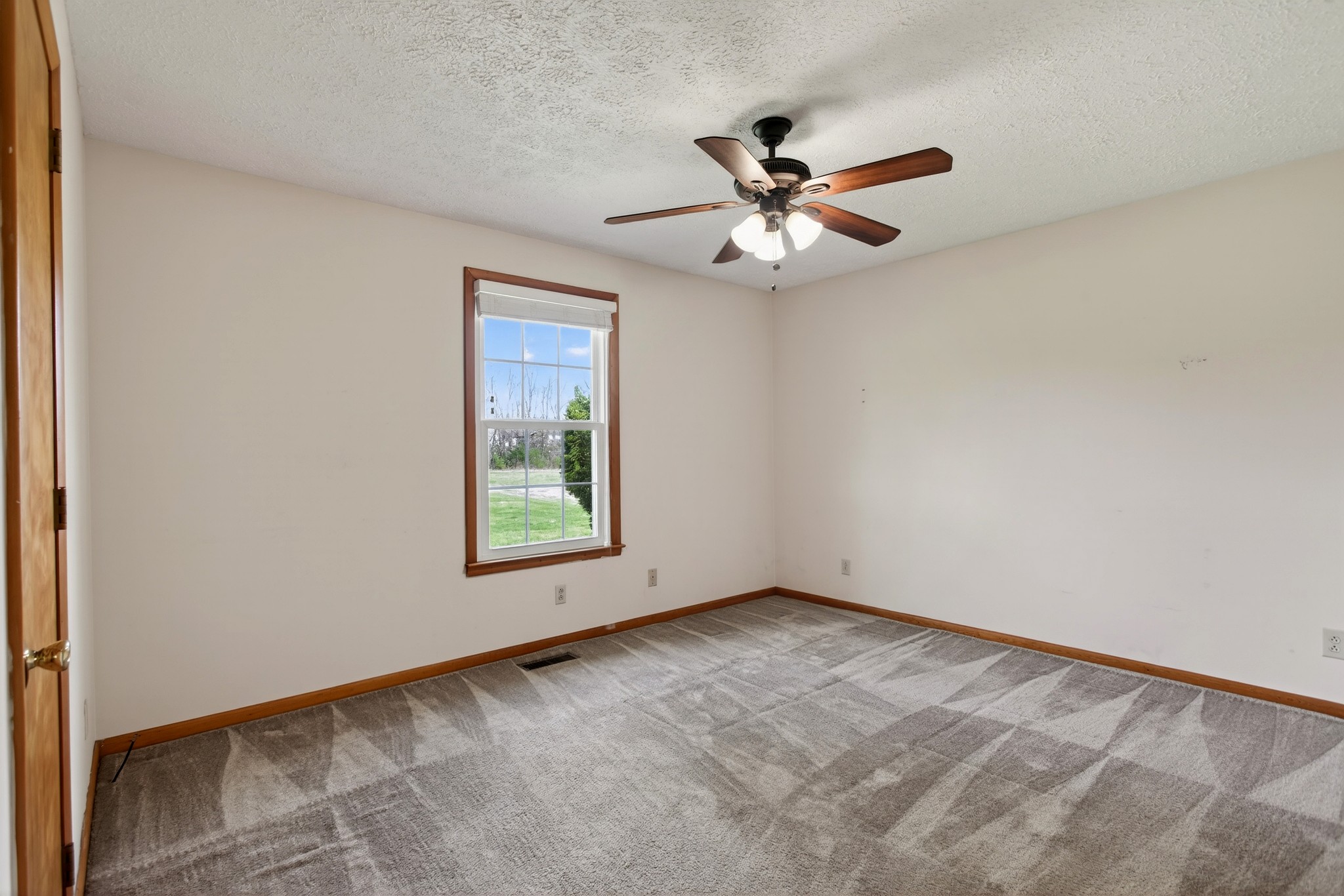 832 New Shackle Island Rd