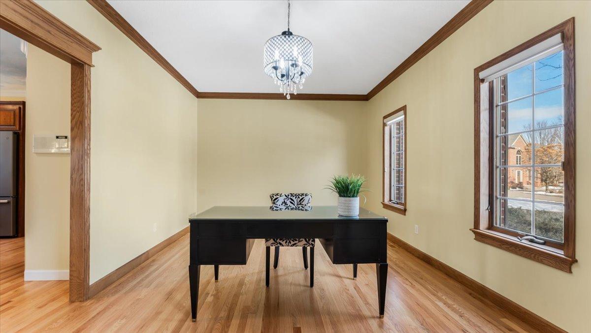 715 Falcon Court