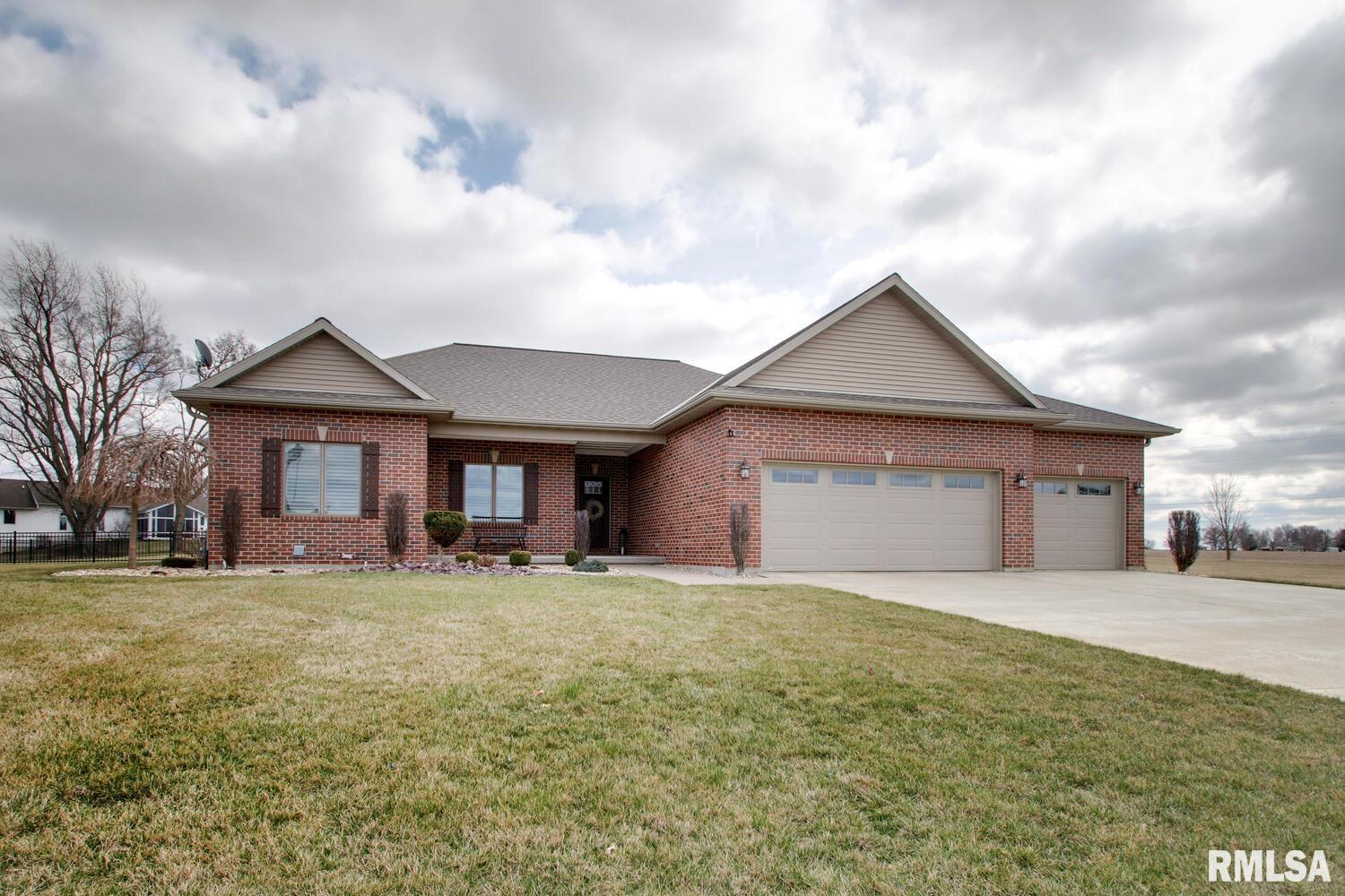 Happel Inc. Realtors Houses for sale in Quincy, Illinois Area