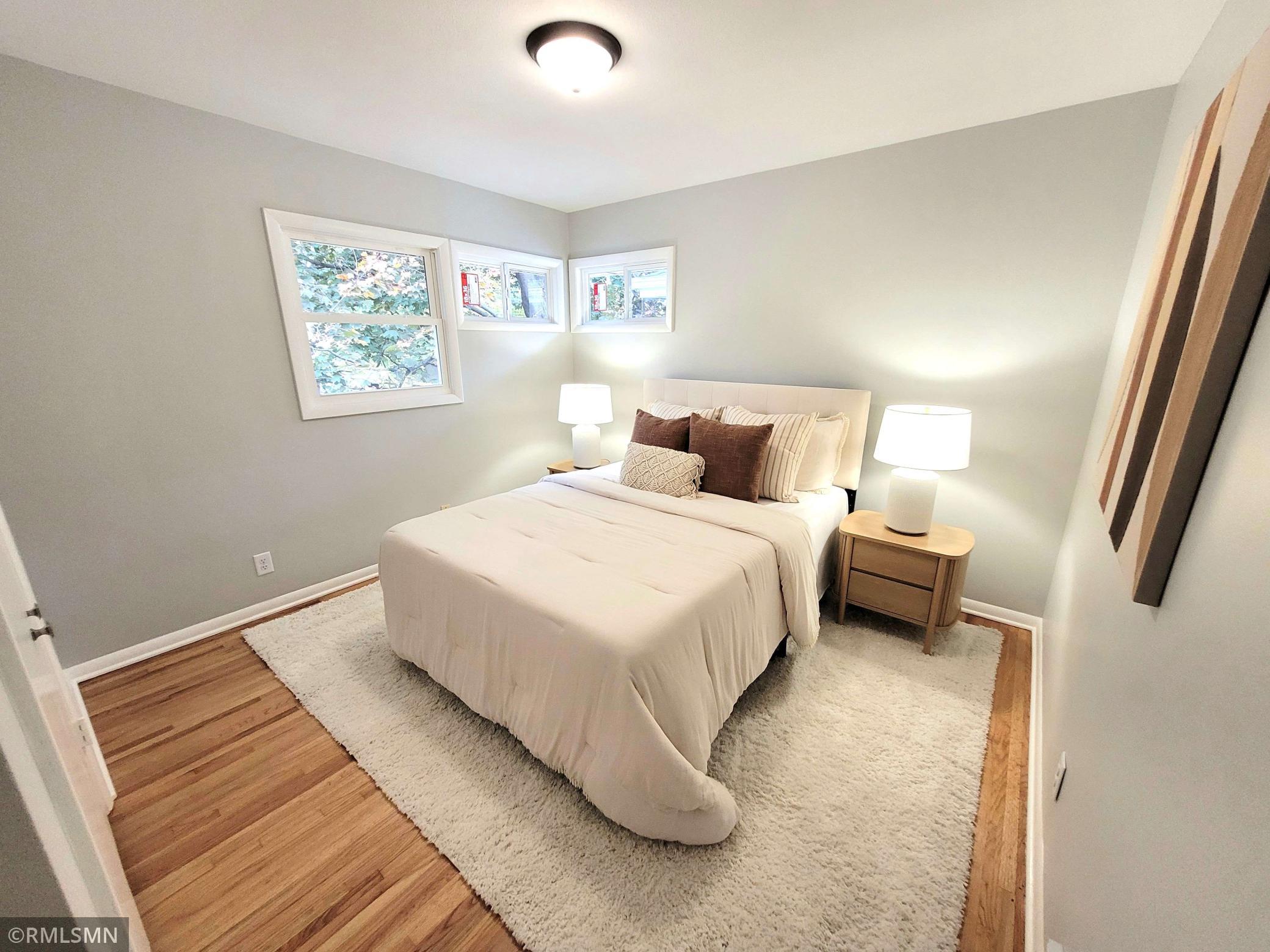 2956 Edgewood Avenue N