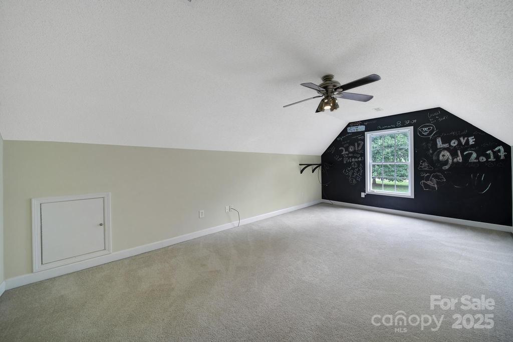 4394 Mountain Creek Road