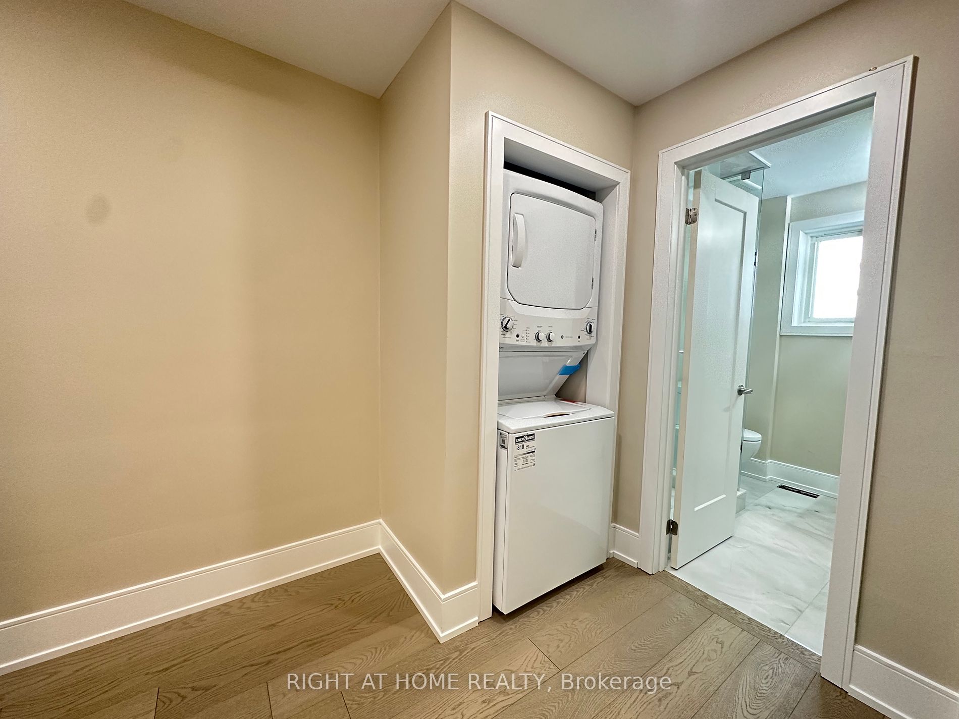 128 Twenty Second St (Main)