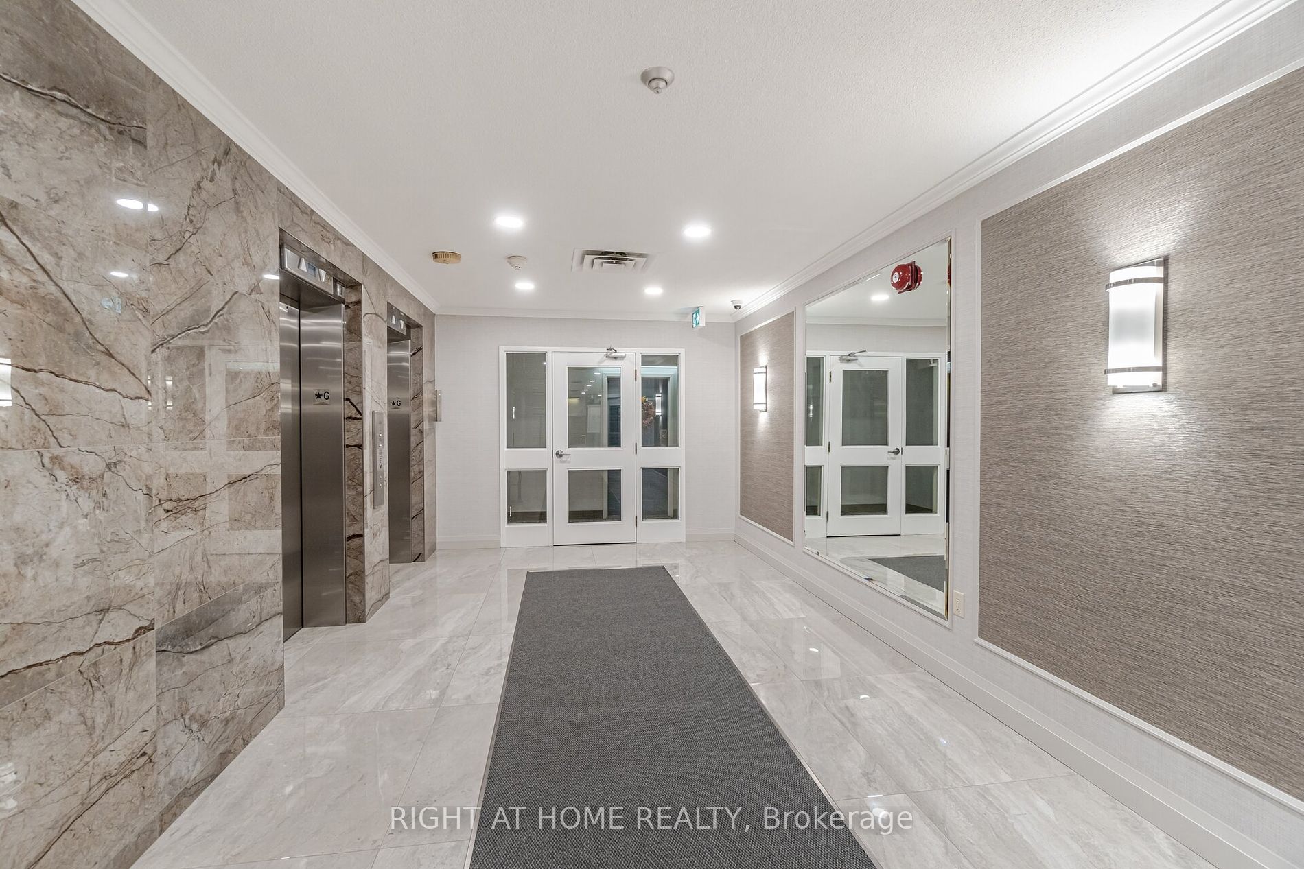 5090 Pinedale Ave 1001