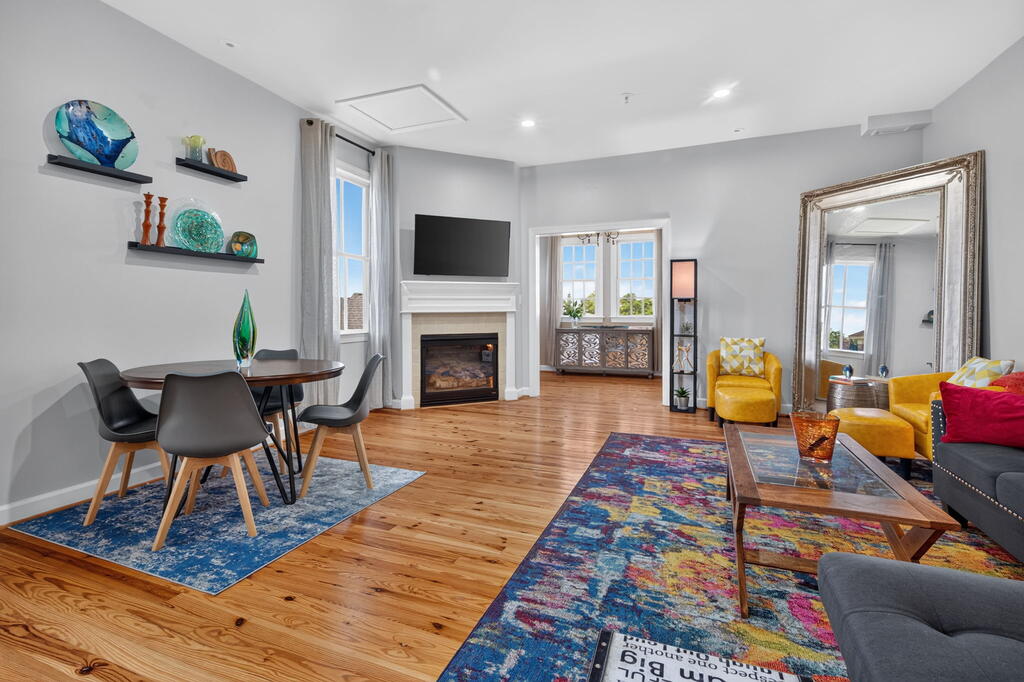 11 Park Row 288 C
