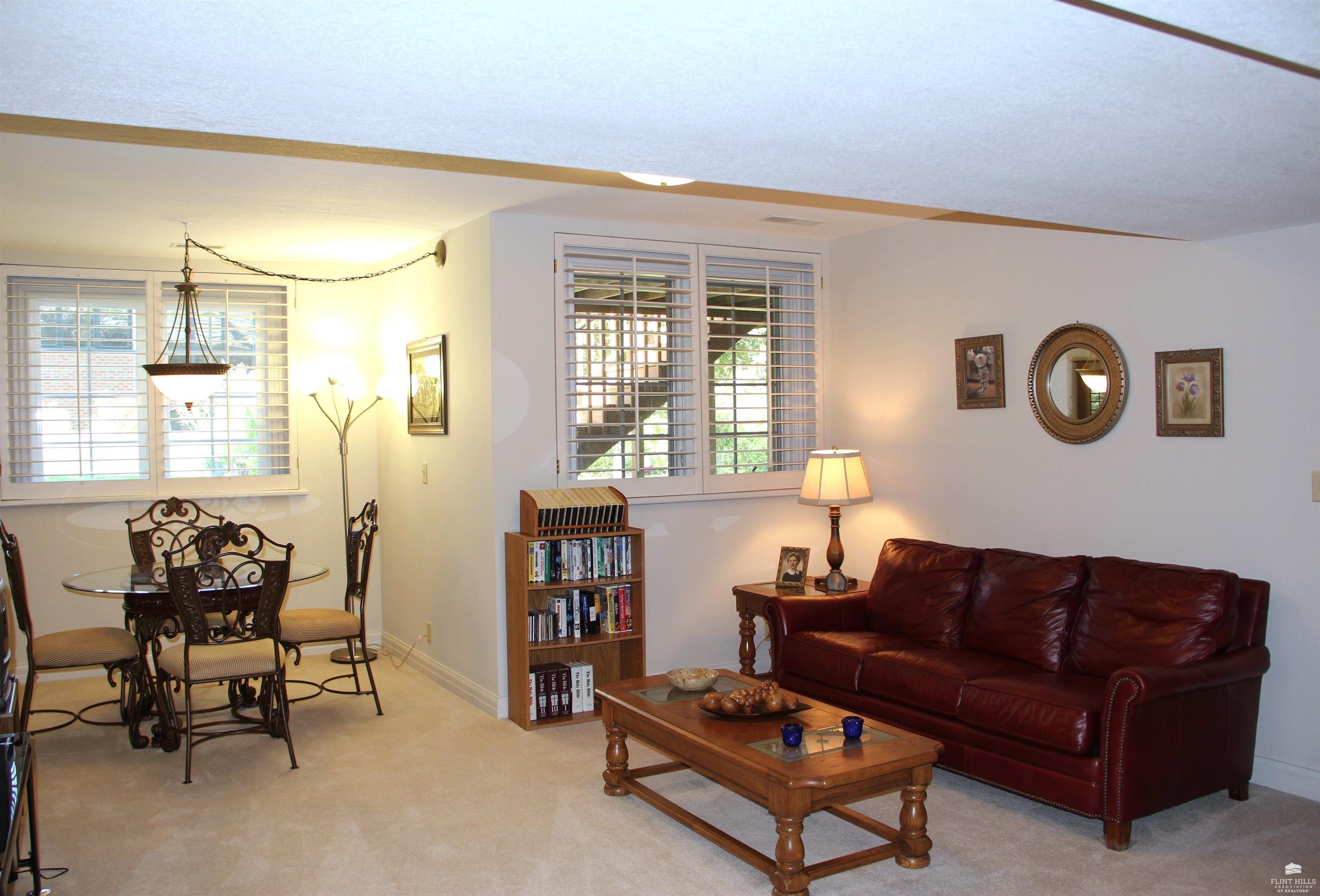 1509 Williamsburg Drive