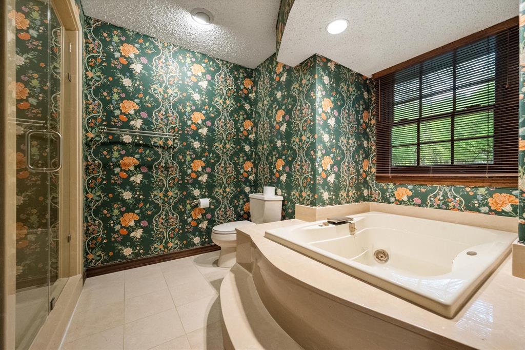 2114 Cross Creek Court