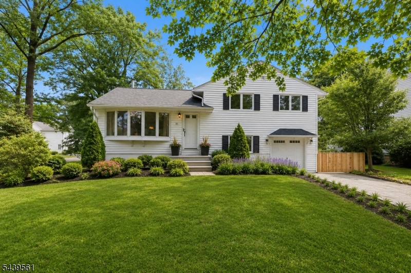 10 Cornell Pl