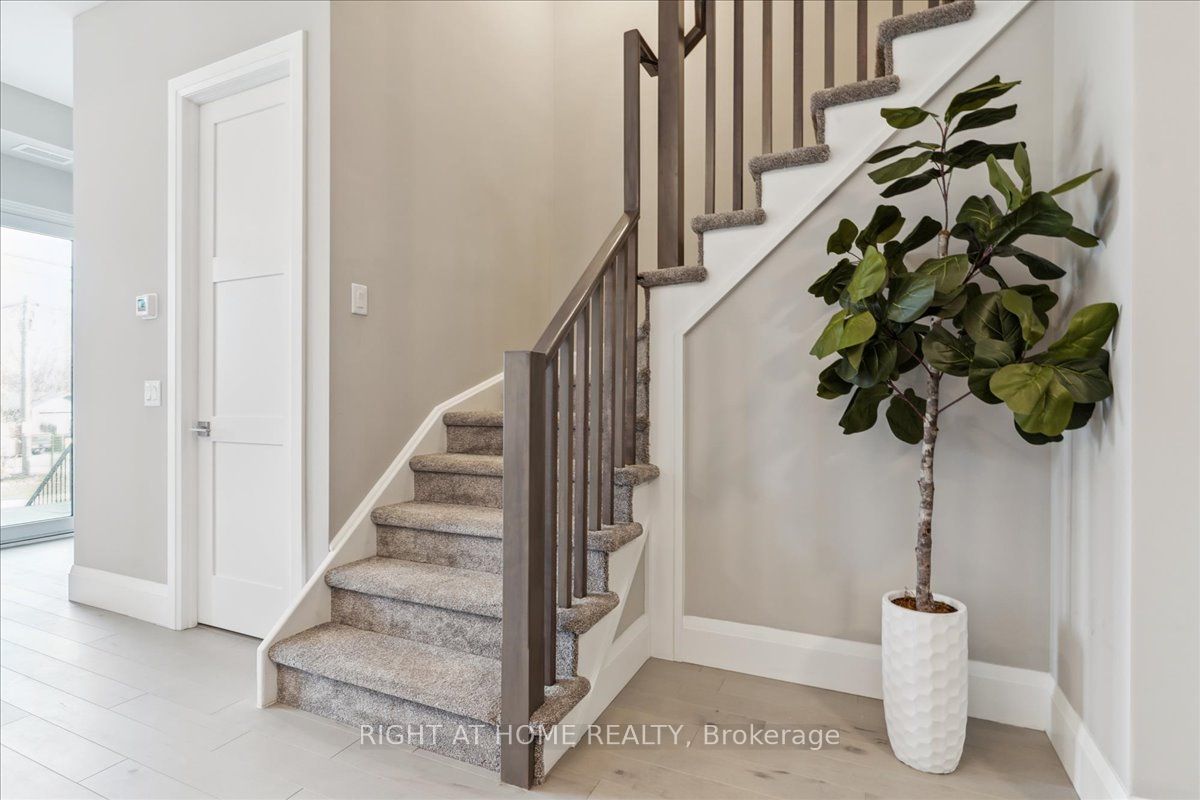 73 S Arthur St 101