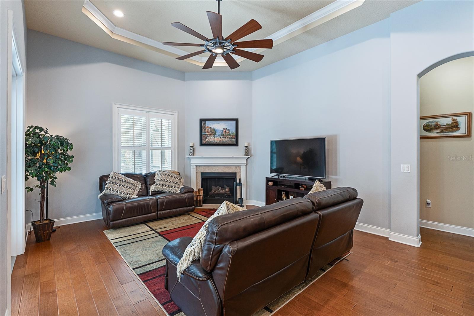 2 Humming Bird Circle