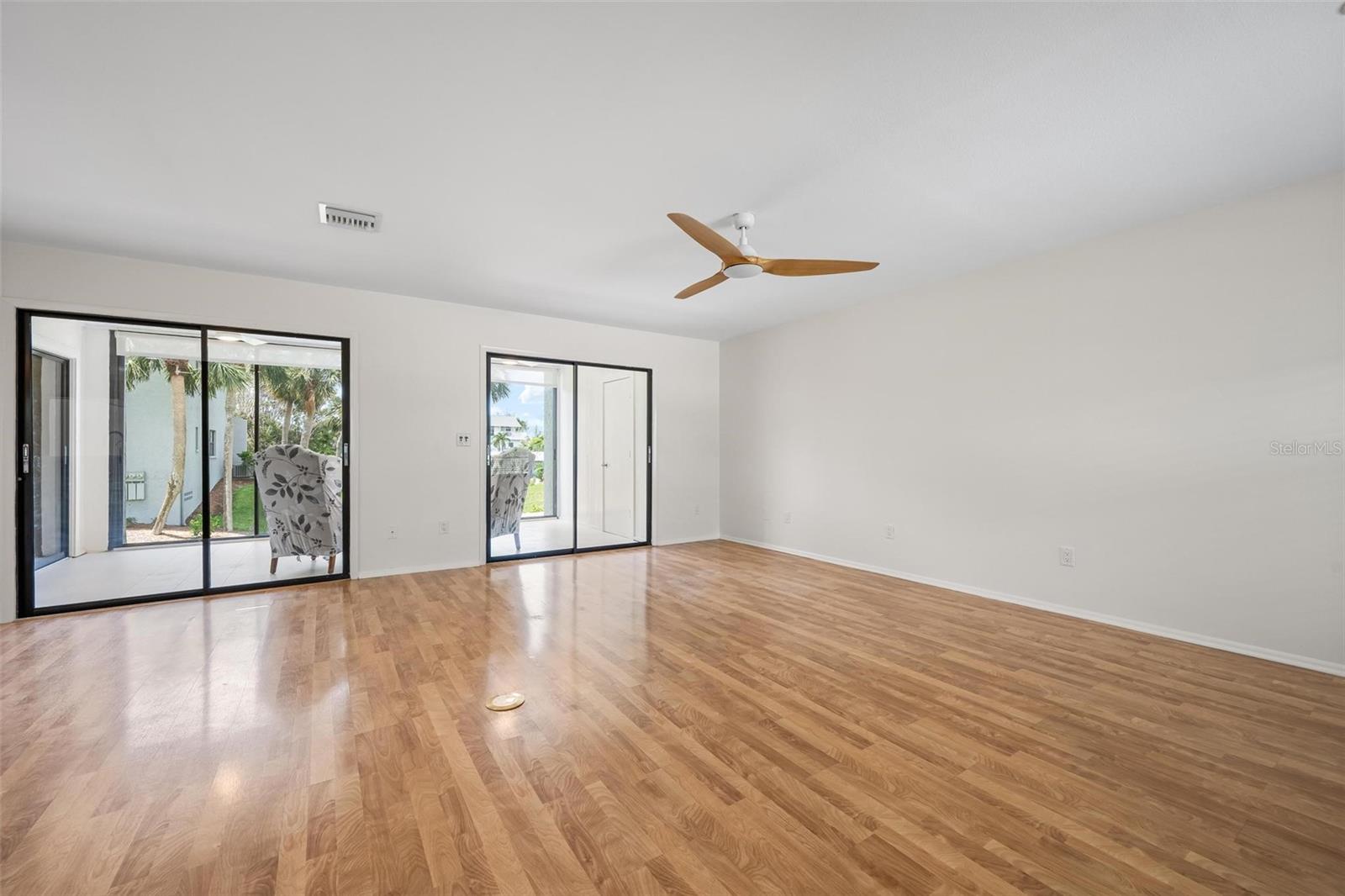4255 Gulf Drive 116