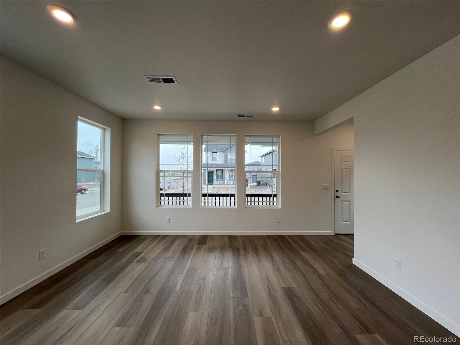 500 Cottonwood Avenue