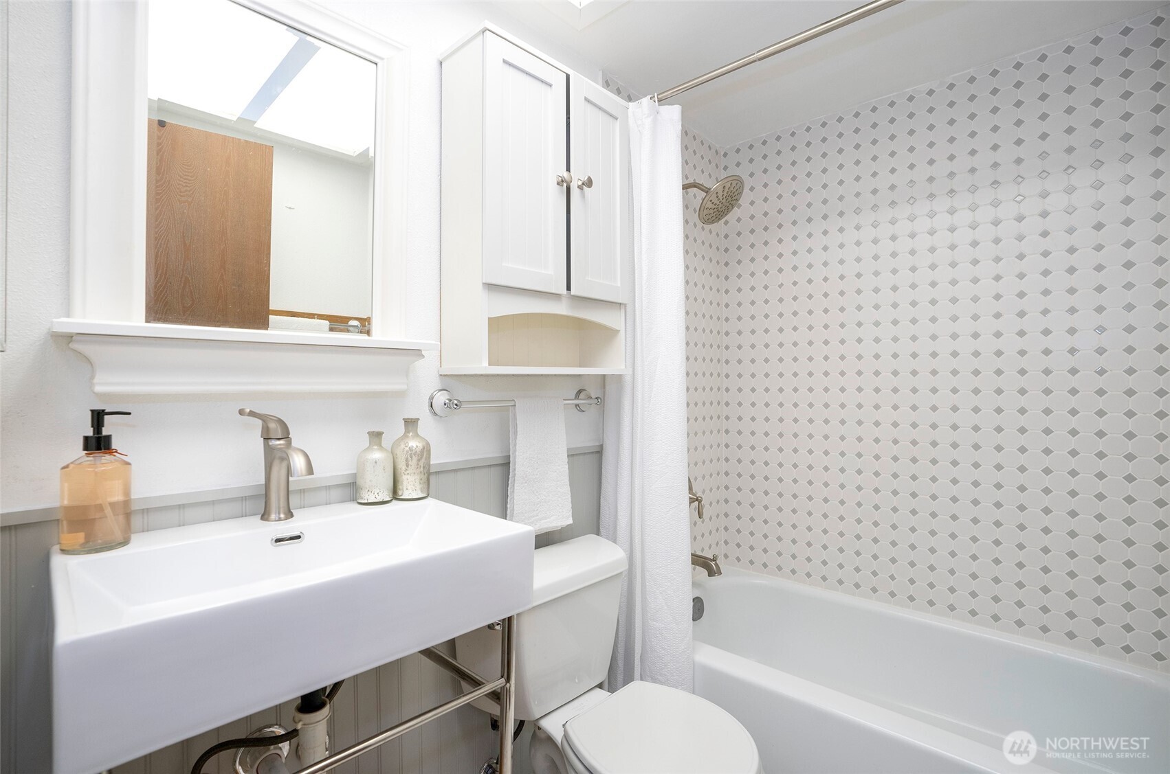 5501 NW Glenn Firs Lane