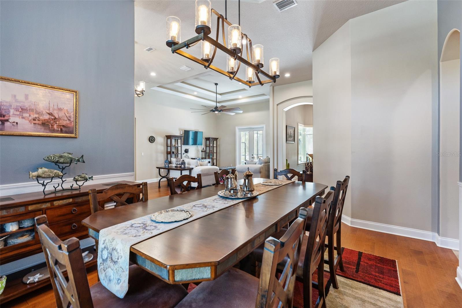 2 Humming Bird Circle