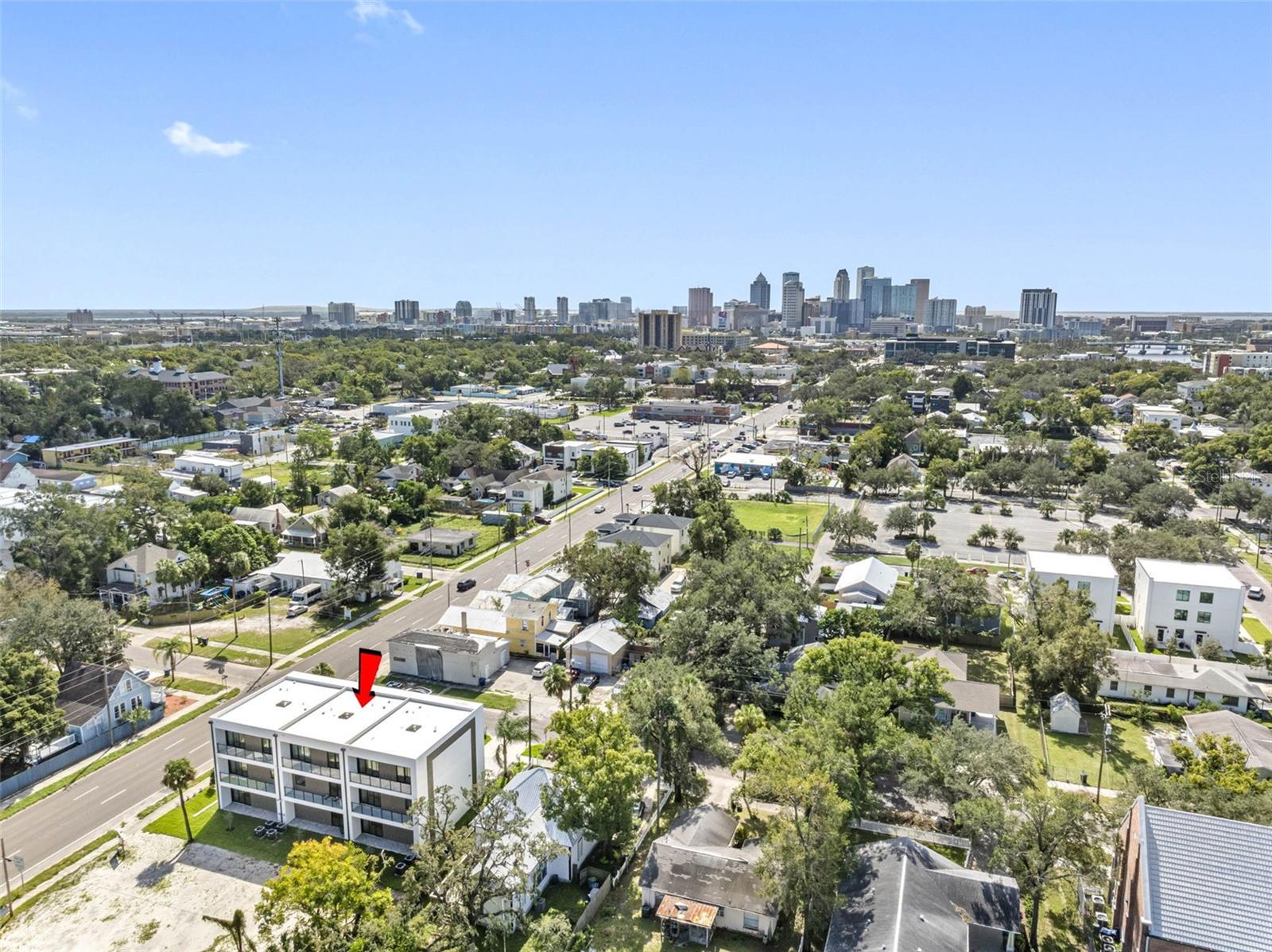 101 W Warren Avenue 1